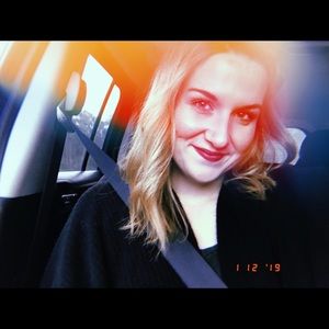 Meet your Posher, Lea